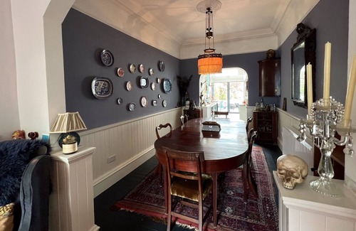 Downpatrick Maison | Unique Townhouse with Large Garden down to the Sea