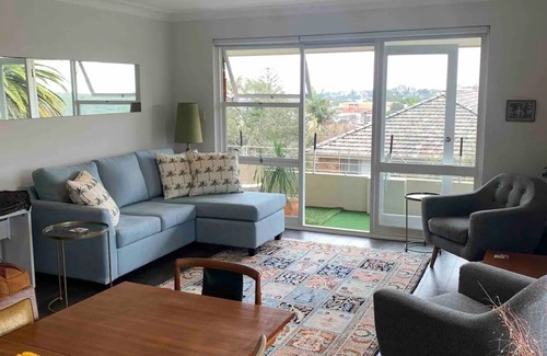 Balgowlah Appartement | Unique Views, Spacious Apart. Balgowlah. Close Beach/ferry/shops/rest. & Cafe's