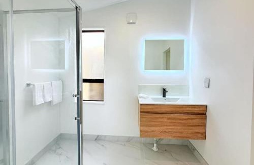 Fenton Street Hôtel | Unit 1, Fenton Summer Lodge