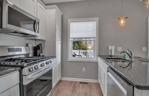 Lime Lake-Machias Maison | Unit 1 · Lime Lake Luxury 2BR Cottage