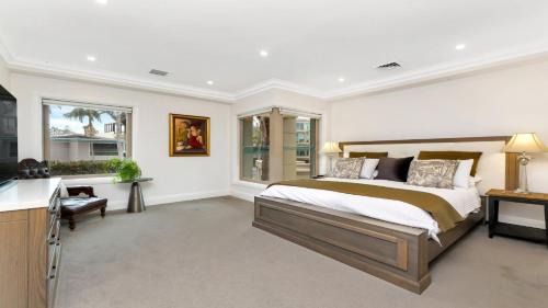 Terrigal Maison | Unit 40 - 4 Bed Part Ocean View