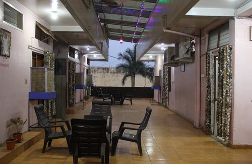 Jabalpur Maison | Unité 6 chambres belles et propres pour rester
