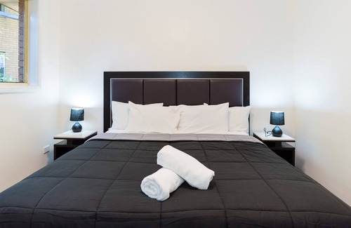 Eastwood Appartement | Unité 9-1 chambre meublée adaptée aux courts et longs séjours
