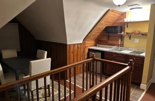 Seat Pleasant Appartement | Unit-A Gorgeous private suite near metro train station and Washington DC