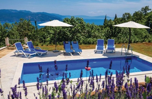 Zagore Appartement | Units Charming Brsec Apartment with Shared Pool - Obe Bedroom Apartment with Pool