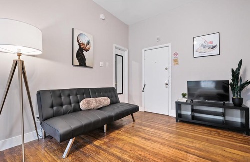 Spruce Hill Appartement | University City, Chic Studio Apartment by A.C.T.