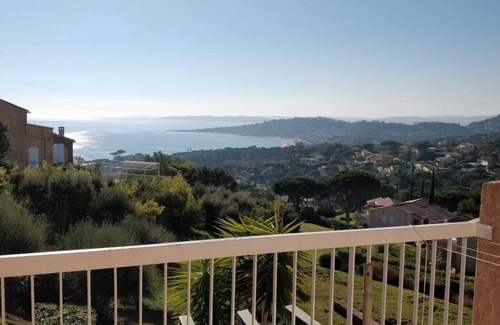 La Nartelle Appartement | Vue imprenable sur le golf de Saint Tropez