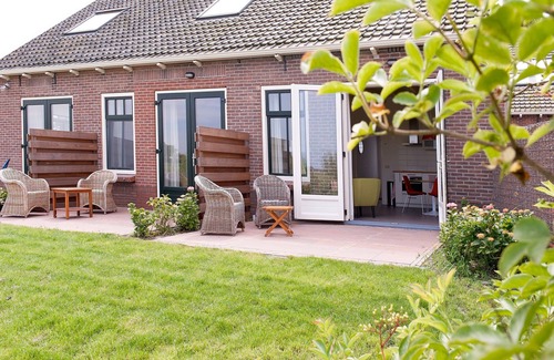 Vleteren Appartement | Unobstructed view of meadow, near Leiden