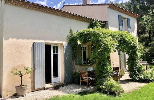 Le Tholonet Villa | Maison de caractère sans vis-à-vis pour 8 personnes dans une pinède aixoise