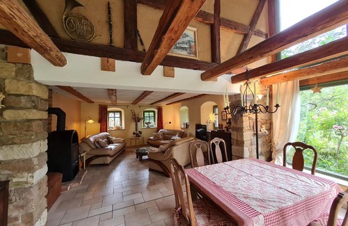 Diesbar-Seusslitz Appartement | Unterkunft am Weinberg