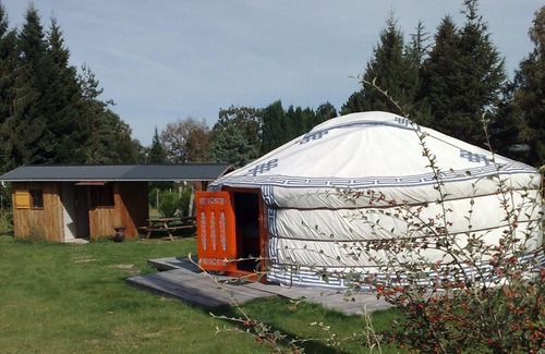 Valliere Cabine | Unusual accommodation in the Creuse Mongolian yurt