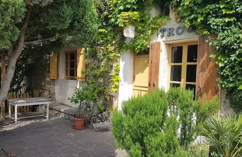 Montoire-sur-le-Loir Maison | Séjour insolite en troglodyte