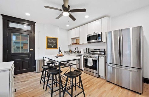 German Village Appartement | Unwind and relax in this picturesque German Village hideaway. Perfect for small groups!