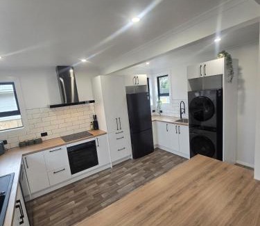 Trentham Maison | Unwind in Comfort and Style