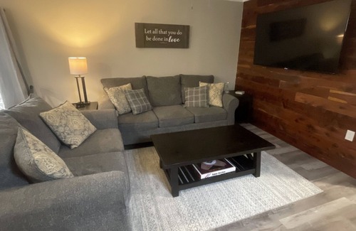 McKinney Maison | Unwind in our Cozy Farmhouse Nestled in a Serene Country Setting