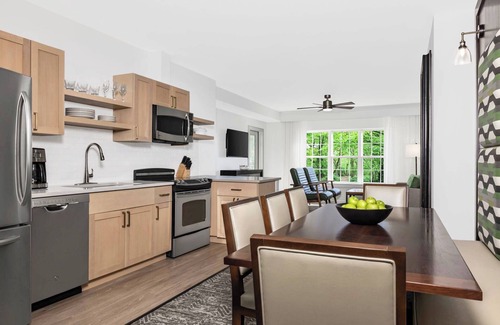 Galloway Copropriété | Unwind in Style: Marriott Fairway Villas