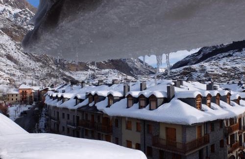 Benasque Appartement | Up Benasque El Grito de Tarzan