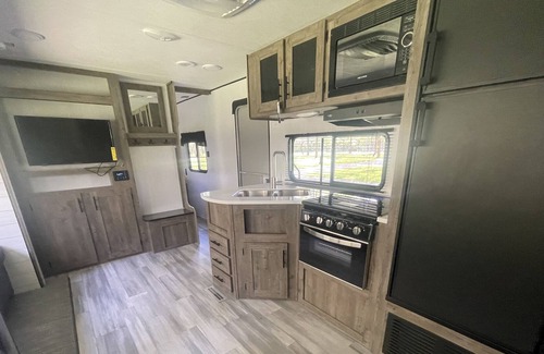Chisholm Maison | Up North Camper Experience