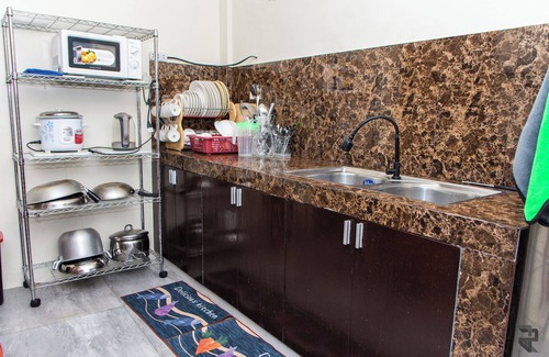 Angeles City Maison | Up to 18 Guest Near Aqua Planet & Clark international Speedway