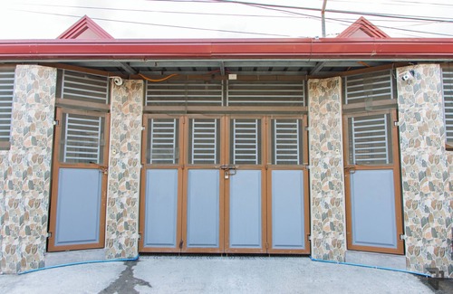 Angeles City Maison | Up to 18 Guest Near Aqua Planet & Clark international Speedway