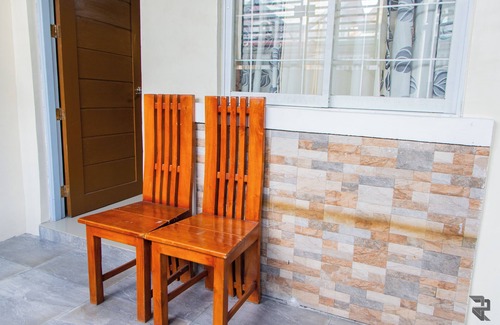 Angeles City Maison | Up to 18 Pax Aqua Planet & Korean Town & Clark International Speedway