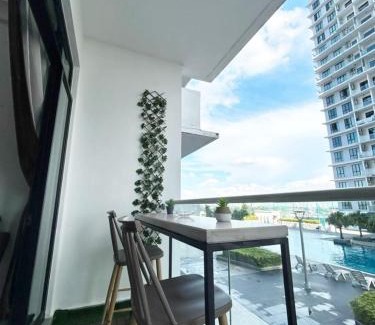 Taman Bukit Mewah Appartement | Up to 9 Person, Next to Paradigm Mall's new Theme park, Escape JB