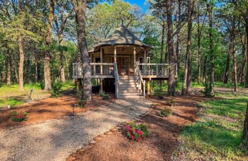 Miller Grove Villa | UpCountree Cabins Romantic Treehouse & Luxury Glamping