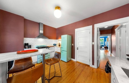 Wrigleyville Appartement | Updated 3 Bedroom Chicago Historic Andersonville