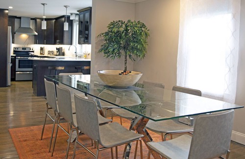 Yarmouth Port Maison | Updated 4BR/Furnished, Yarmouth Home w/ Deck, Heated Pool & Hot tub