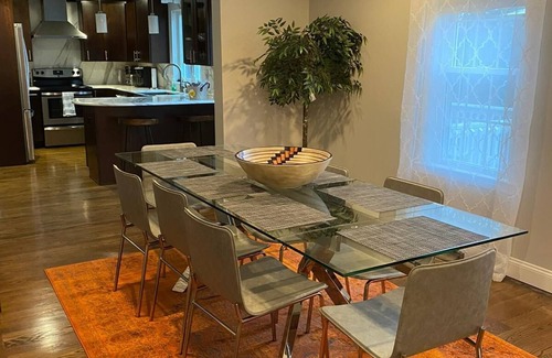 Yarmouth Port Maison | Updated 4BR/Furnished, Yarmouth Home w/ Deck, Heated Pool & Hot tub