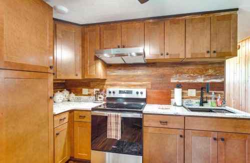 Conover Maison | Updated Conover Cabin with Nearby Boating Access!