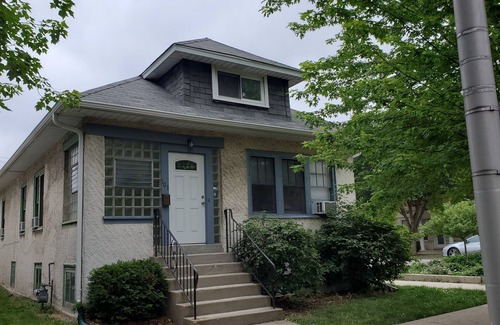 Forest Park Maison | Updated Forest Park 3 BR Bungalow