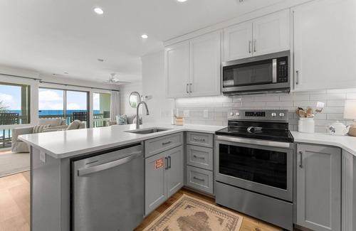 Fort Bay Copropriété | Updated Latitude 29 #34 Beachfront w/Pool, Hot Tub & Grills! Free Golf & Tix!