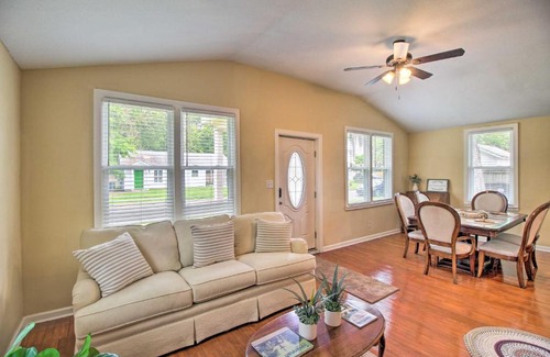 Savannah Maison | Updated Savannah Hideaway with Luxury Backyard!