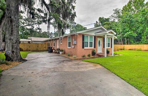 Savannah Maison | Updated Savannah Hideaway with Luxury Backyard!
