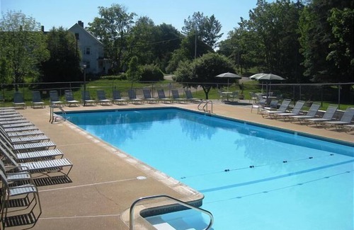 Weirs Beach Copropriété | Mise à jour de Weirs Beach, Village Of Winnipesaukee Condo