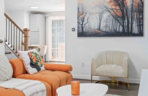Centreville Maison | Upgraded 4BDR+3LVL Townhouse, Close to IAD Airport