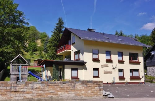 Schwalefeld Appartement | Upland Apartments - Fewo Waldgeist (MeineCard+)