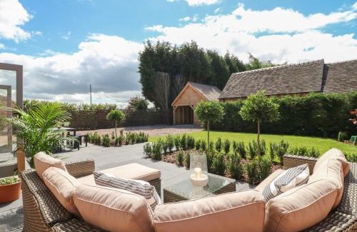 Amerton Maison | Upper Barn