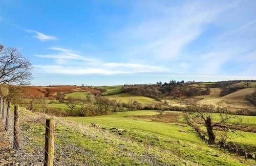 Tirabad Maison | Upper Caerfaelog Farmhouse