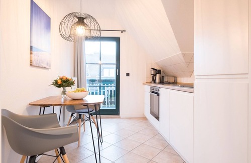 Neuhaus Appartement | Upper floor apartment Lee West 2.4