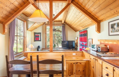 Sundance Copropriété | Upper Hollow Pines Cottage-Walking Distance to Sundance Resort
