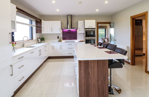 Gortahork Maison | UPPER KILLULT, pet friendly in Gortahork, County Donegal