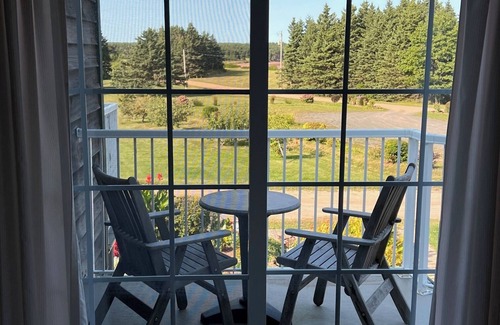Little Pond Appartement | Waterfront upper level two-bedroom end unit, spacious and comfortable!