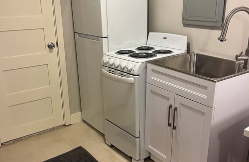 Queen Anne Maison | Upper Queen Anne walking Suite