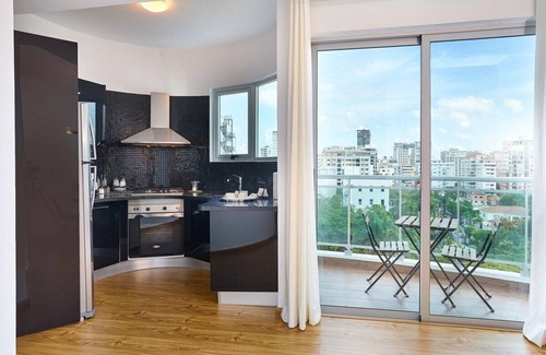 Downtown Santo Domingo Maison | Armonia 24 - A8 · LUXURIOUS, UPSCALE, 1BR, près de BLUE MALL | TOIT