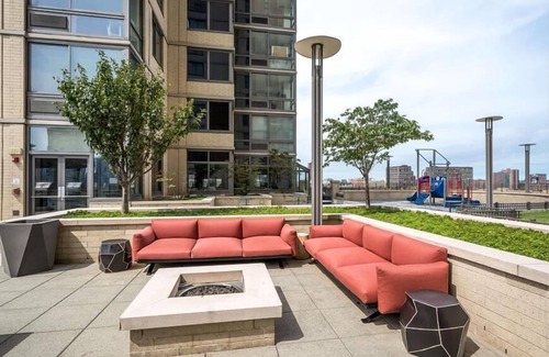 Hudson Exchange Appartement | Upscale 2BR | Full Kitchen | Washer-Dryer | | by GLS