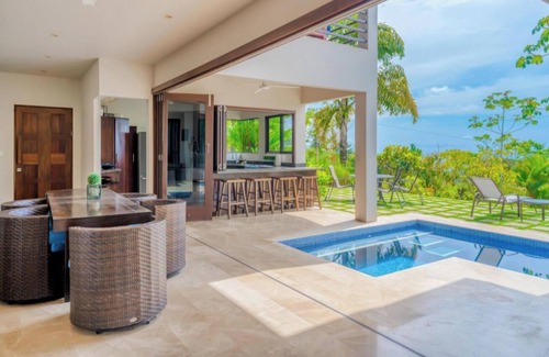 Dominicalito Maison | Upscale 4b/4b great location w/ breathtaking views