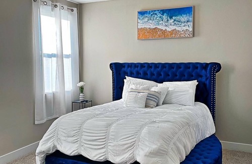 Spring Branch East Maison | Upscale brand new beautiful 3bedroom, 2 story home!