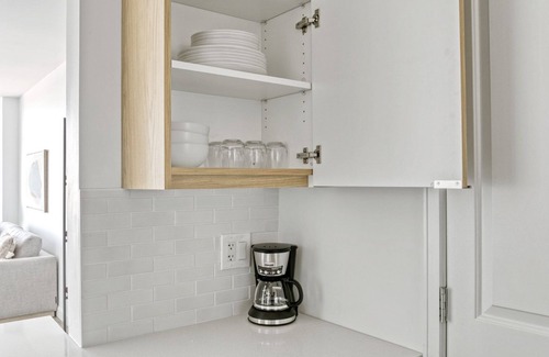 Cambridgeport Appartement | Upscale Cambridge 1BR w/ Gym & W/D, walk to Harvard Bridge, by Blueground